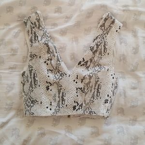 LF FAITH IN LOVE phyton print crop top size 8